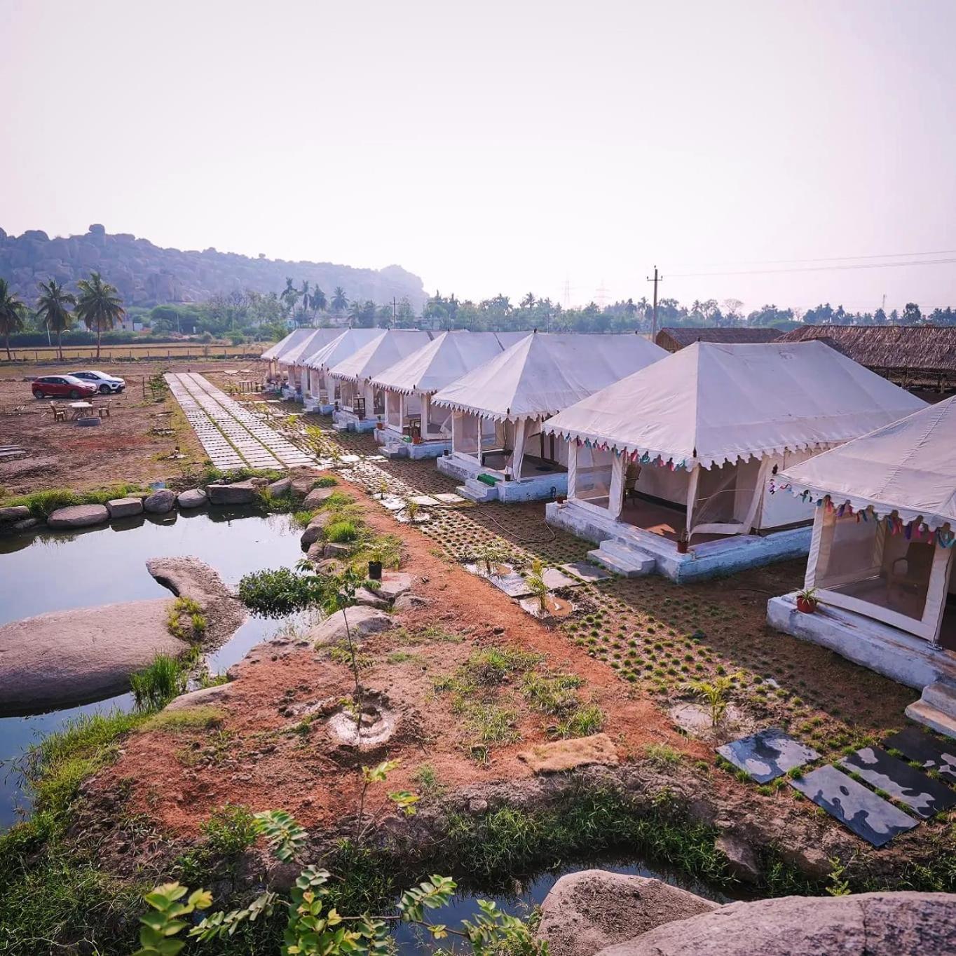 Murali Guesthouse Hampi Bagian luar foto