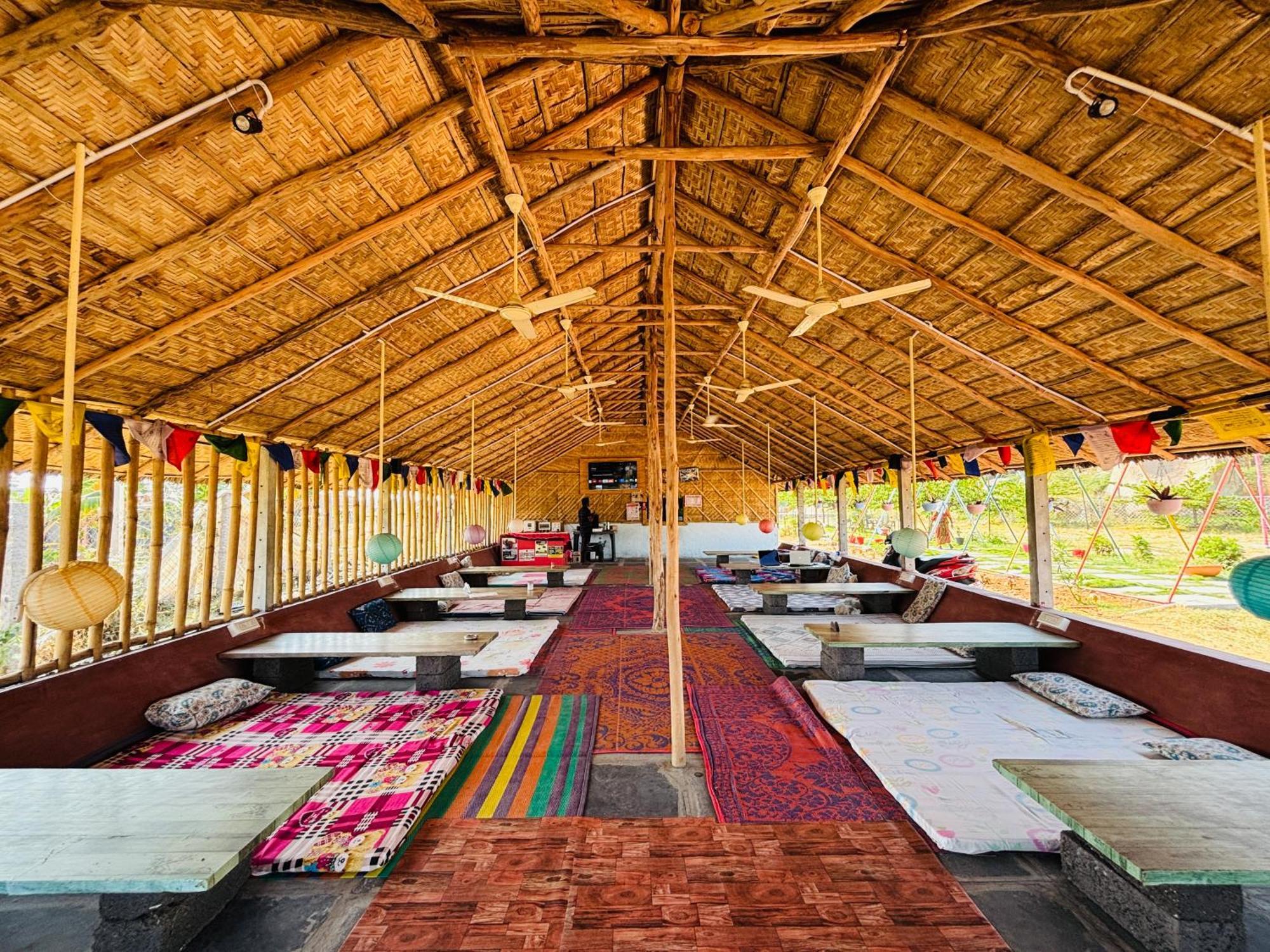 Murali Guesthouse Hampi Bagian luar foto