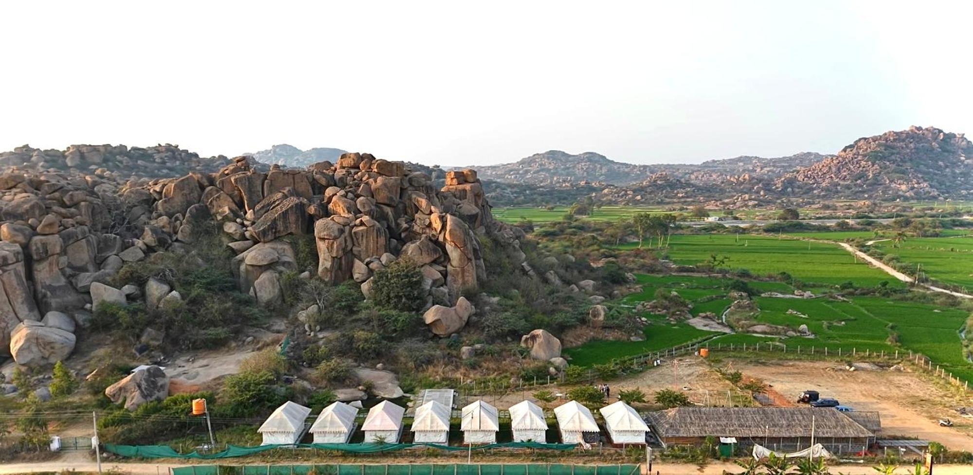 Murali Guesthouse Hampi Bagian luar foto
